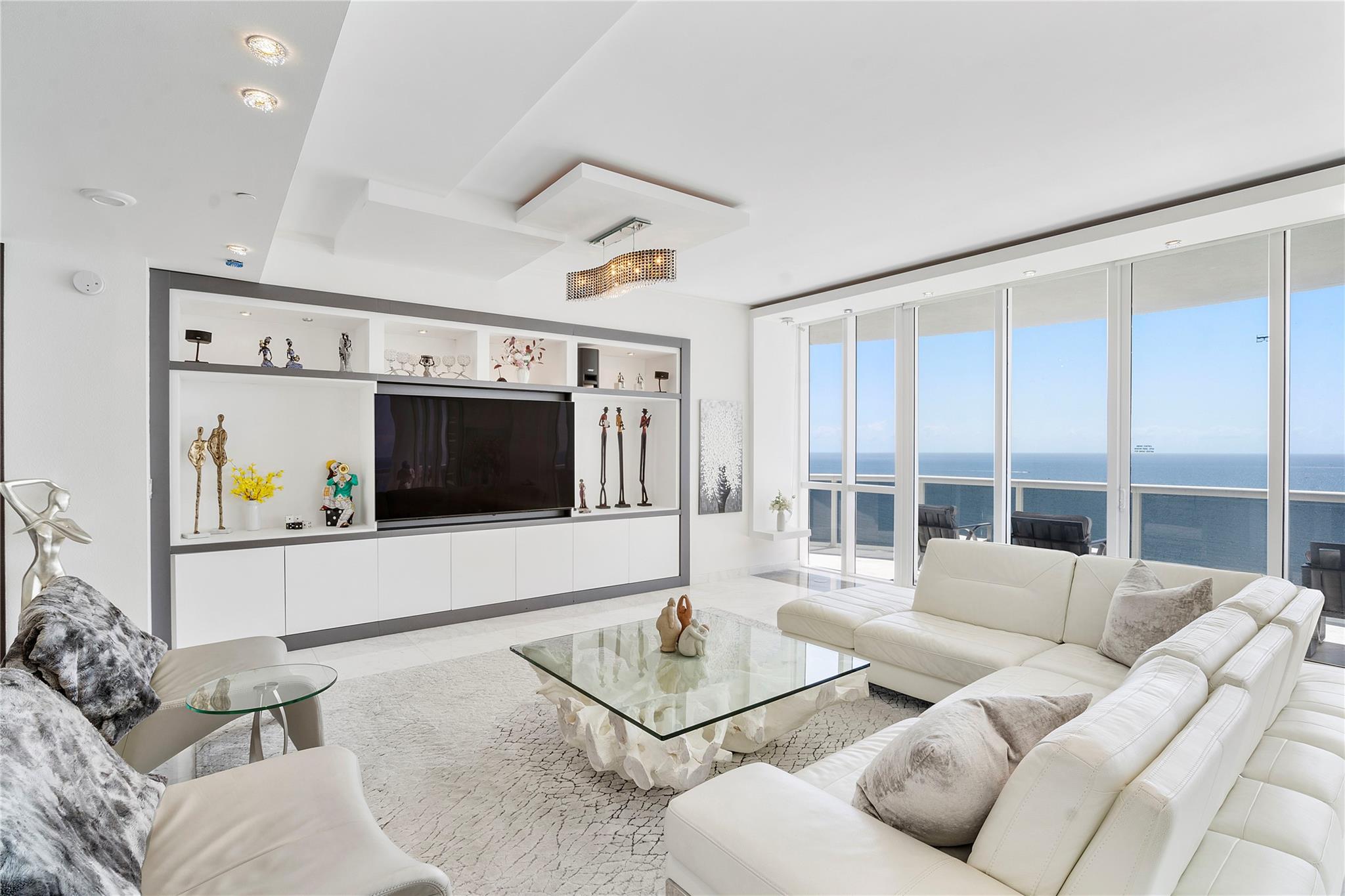 TDR Trump I Condo - Residential