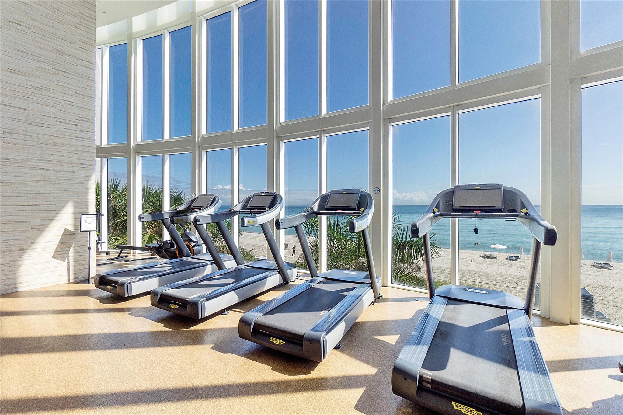 TDR Trump I Condo - Residential