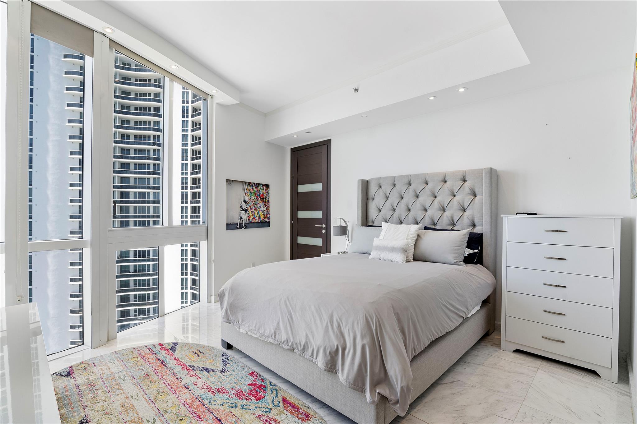 TDR Trump I Condo - Residential