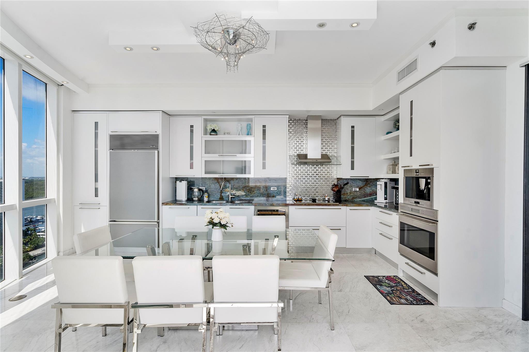 TDR Trump I Condo - Residential