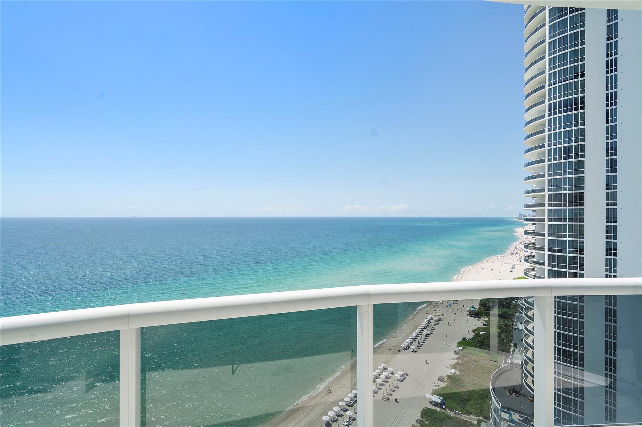 TDR Trump I Condo - Residential