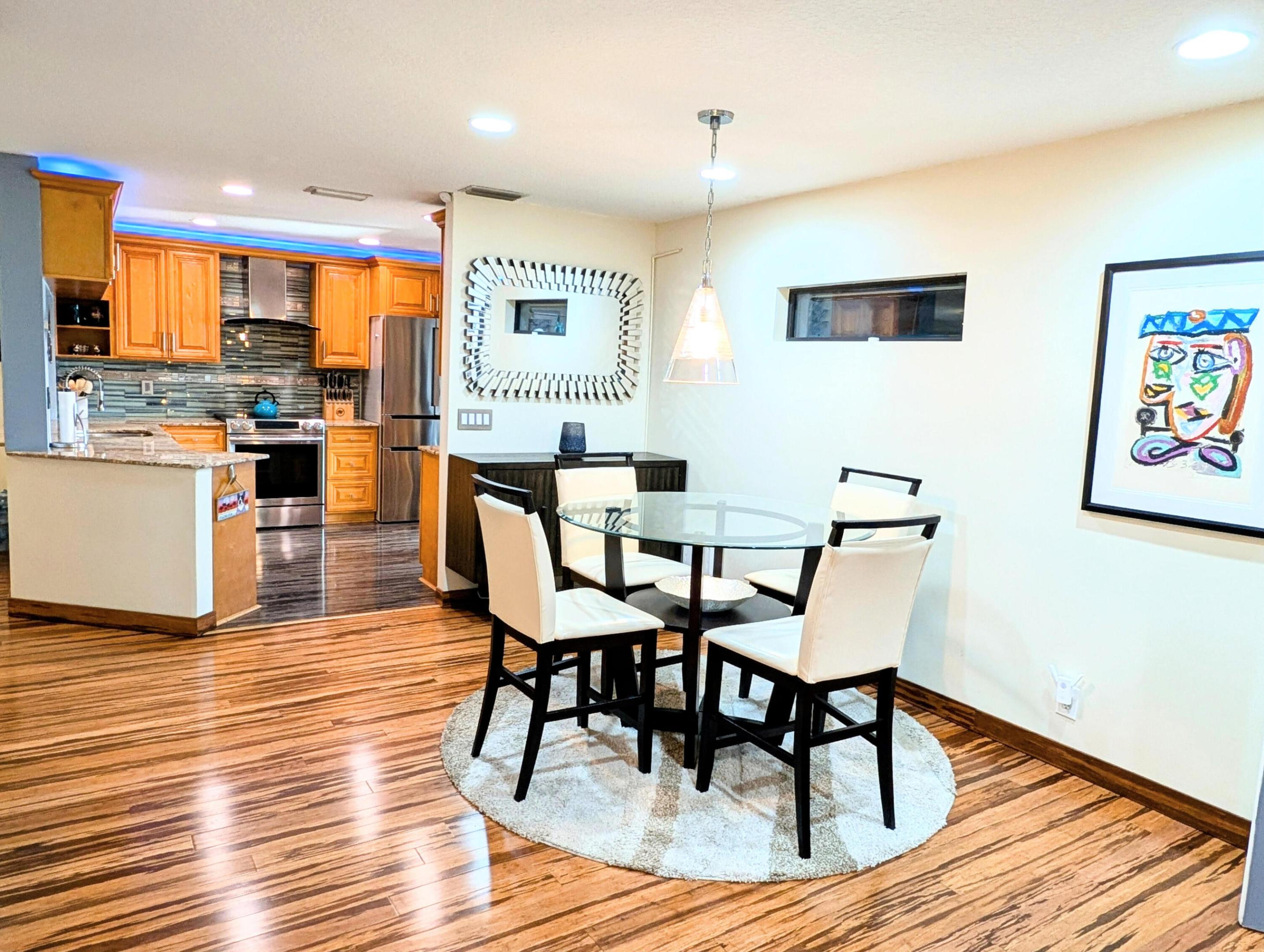 5843 Northpointe Lane