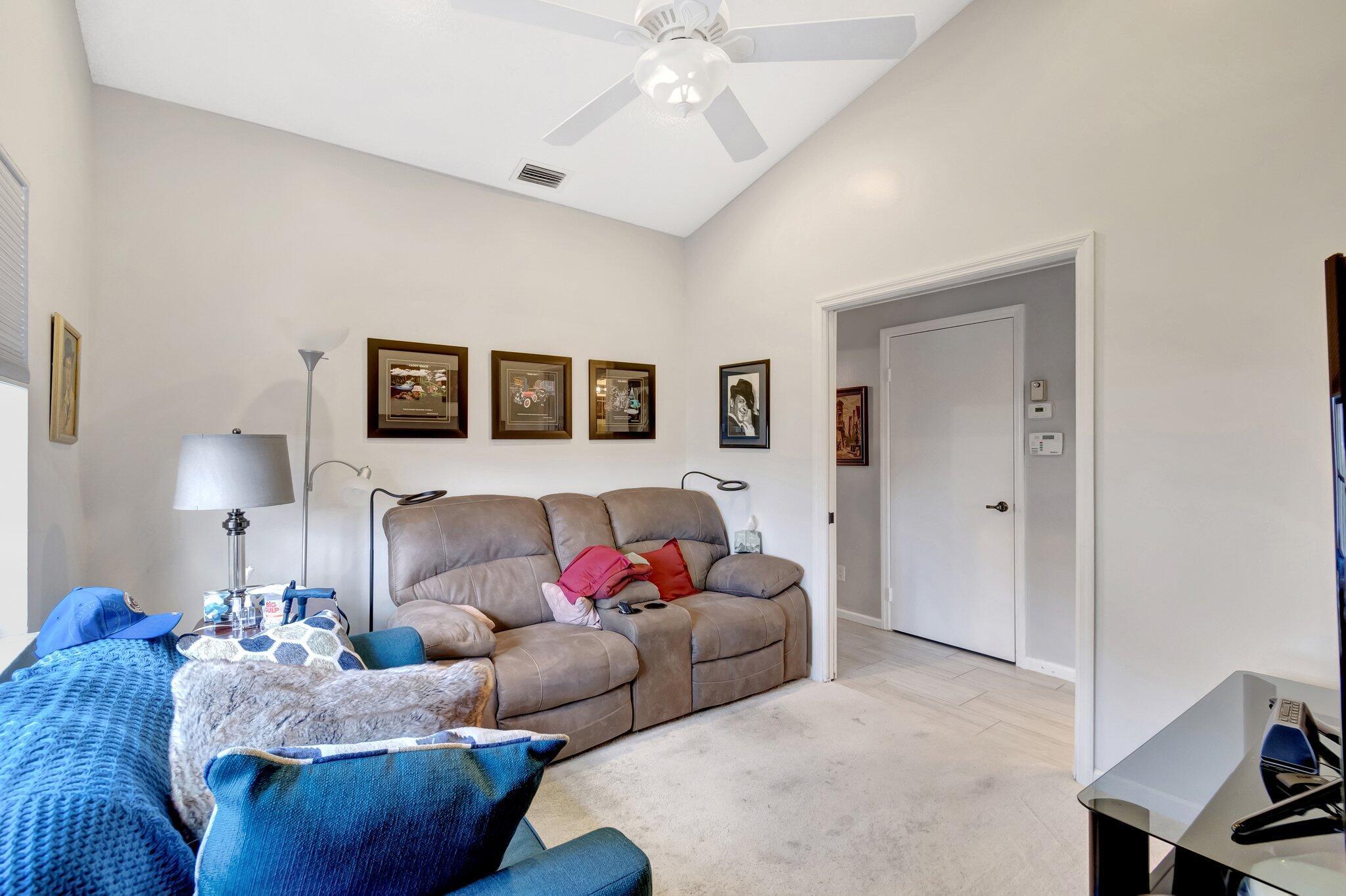 PARKWALK 4 - Residential