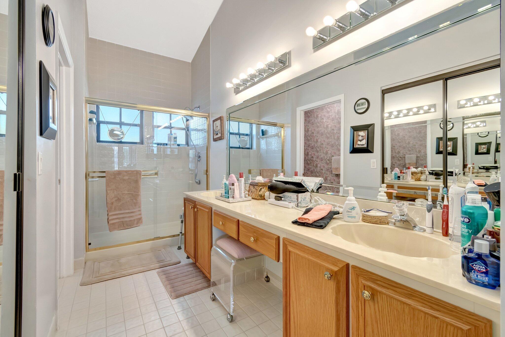 PARKWALK 4 - Residential