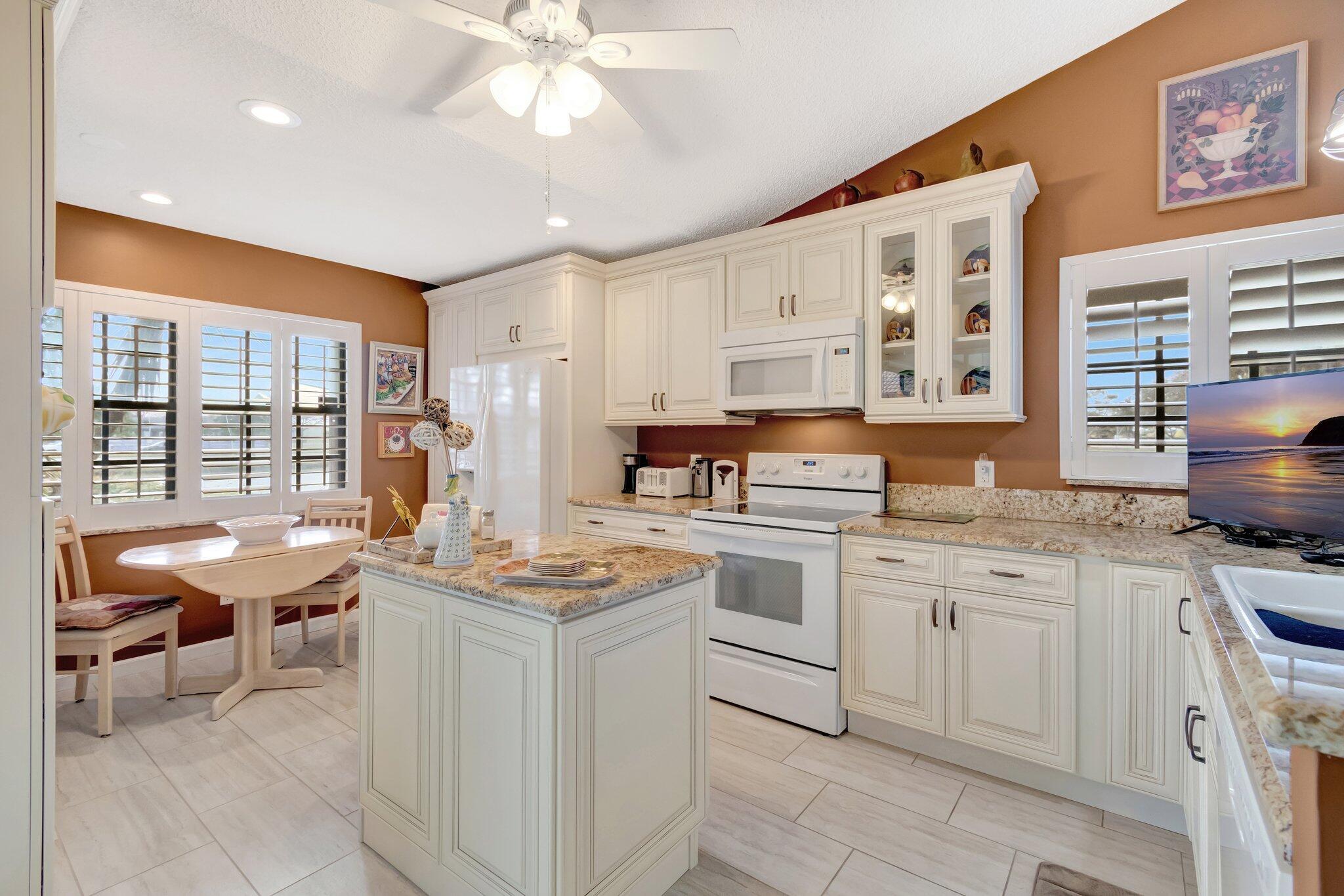 PARKWALK 4 - Residential