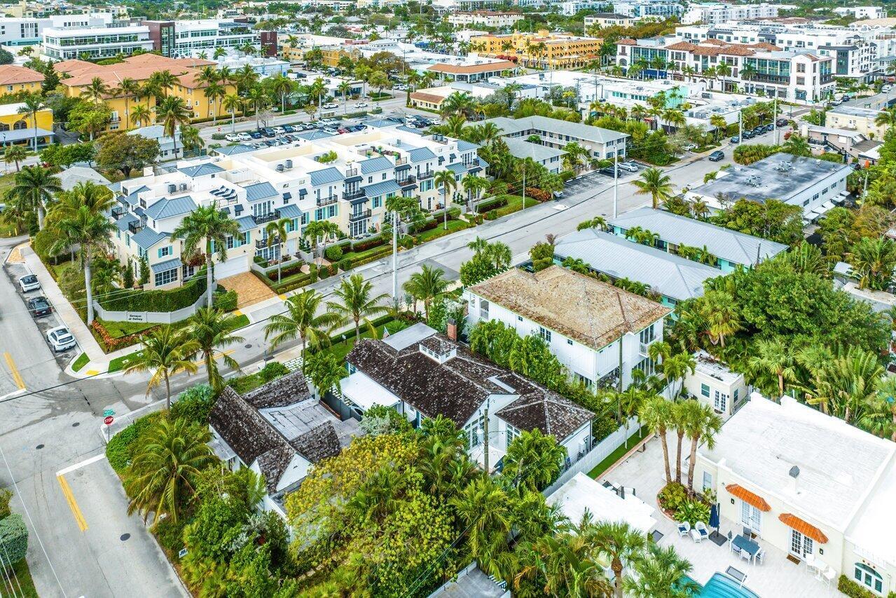 PALM SQUARE UNREC ON AM 8 - Residential