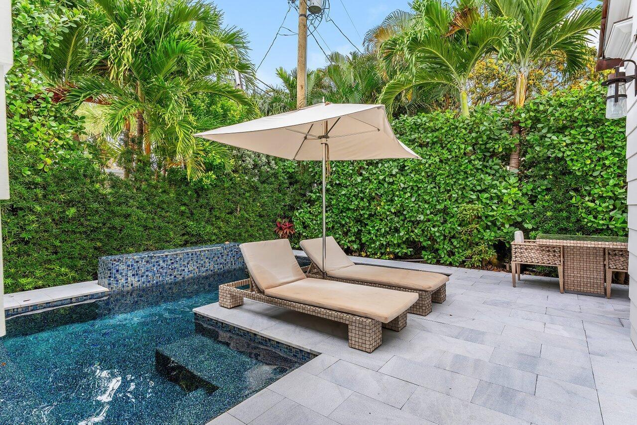 PALM SQUARE UNREC ON AM 8 - Residential