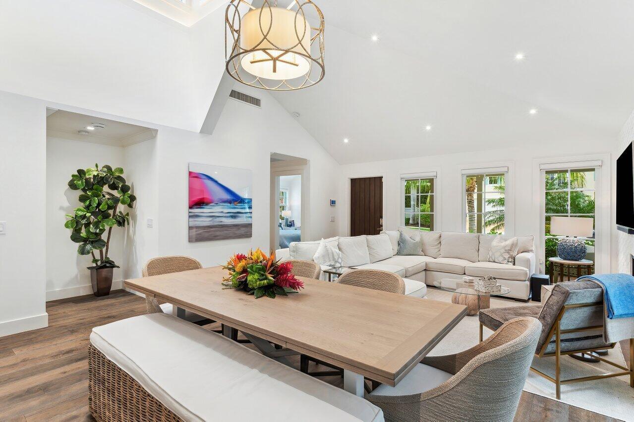 PALM SQUARE UNREC ON AM 8 - Residential