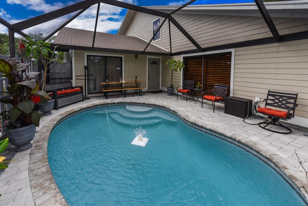 SUMMER WINDS OF JUPITER - Residential