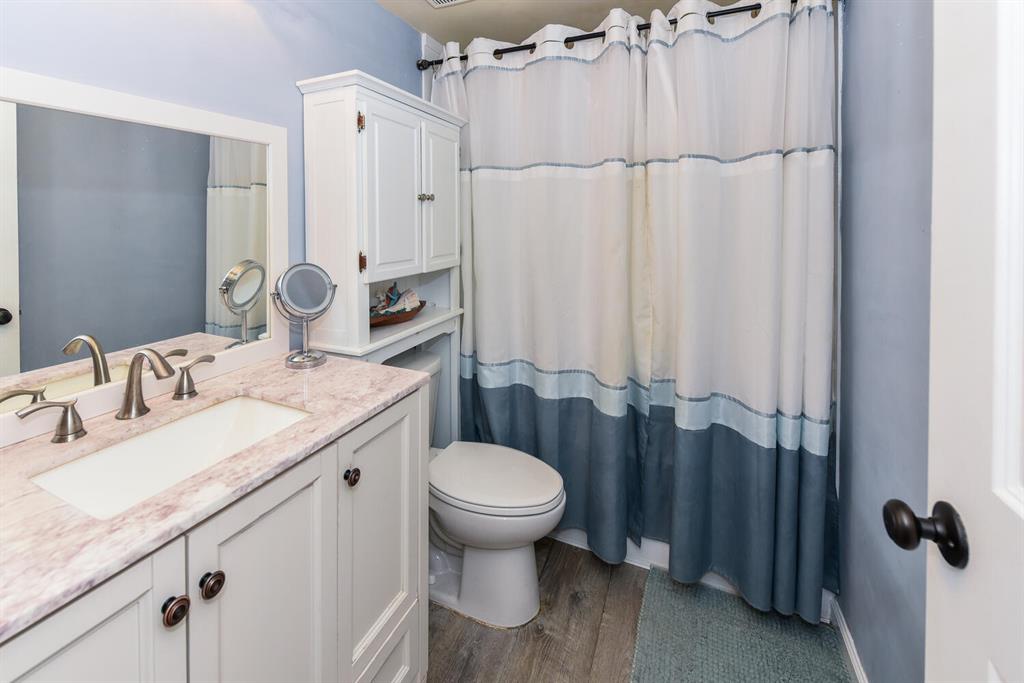 SUMMER WINDS OF JUPITER - Residential