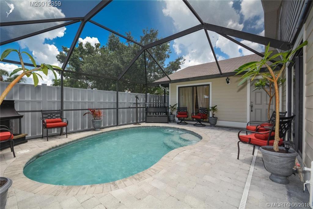 SUMMER WINDS OF JUPITER - Residential