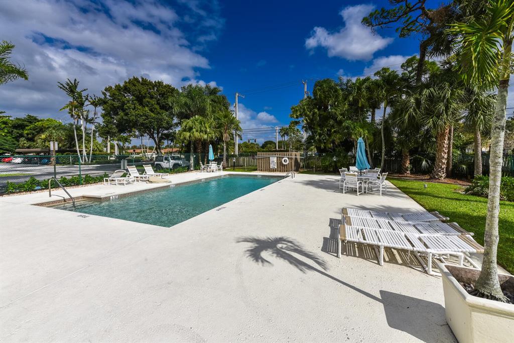 SUMMER WINDS OF JUPITER - Residential