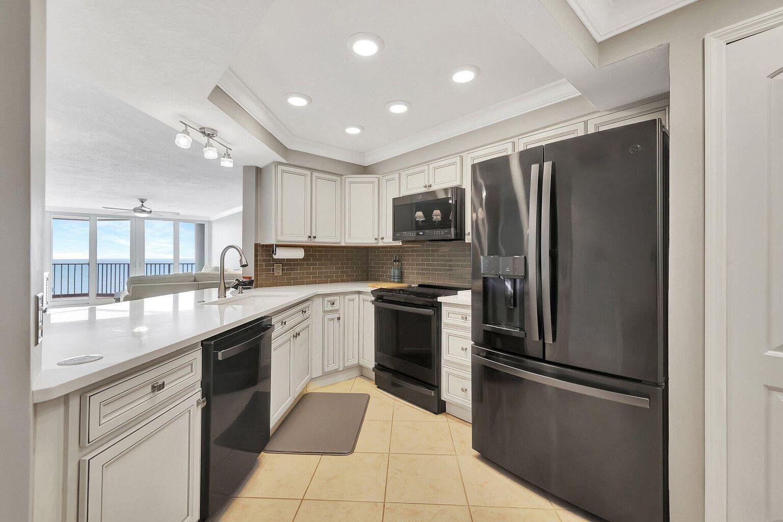 Princess of Hutchinson Island - Residential Lease