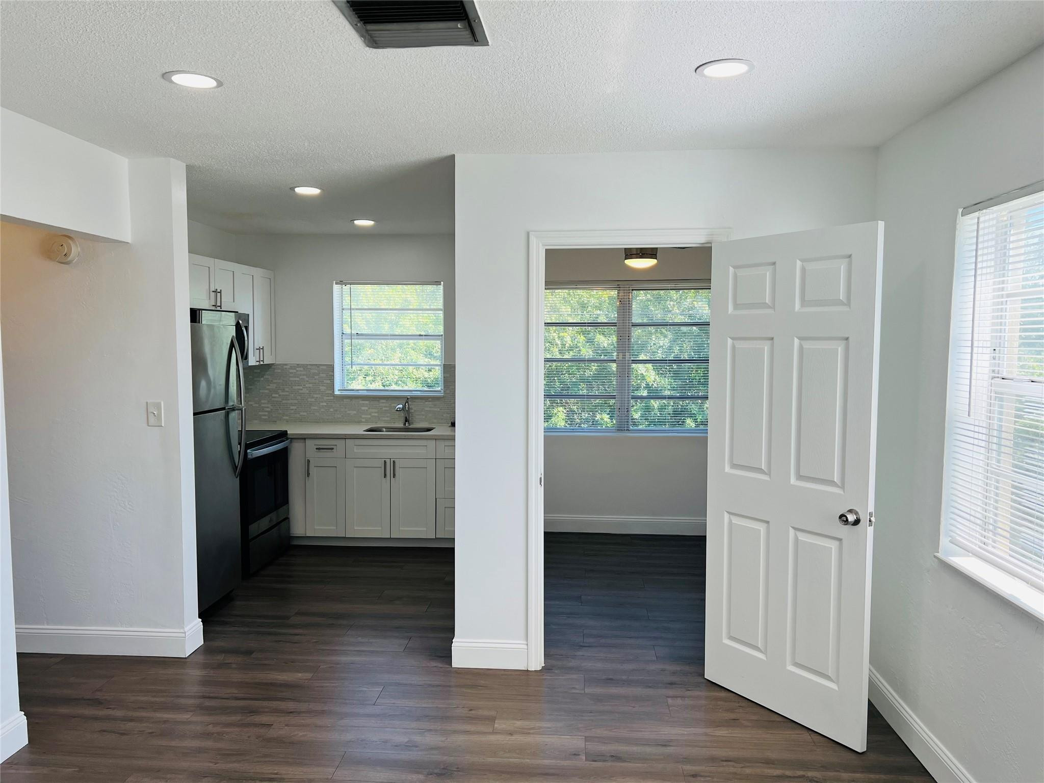 CRYSTAL COURT MANOR NO 5 - Residential Lease