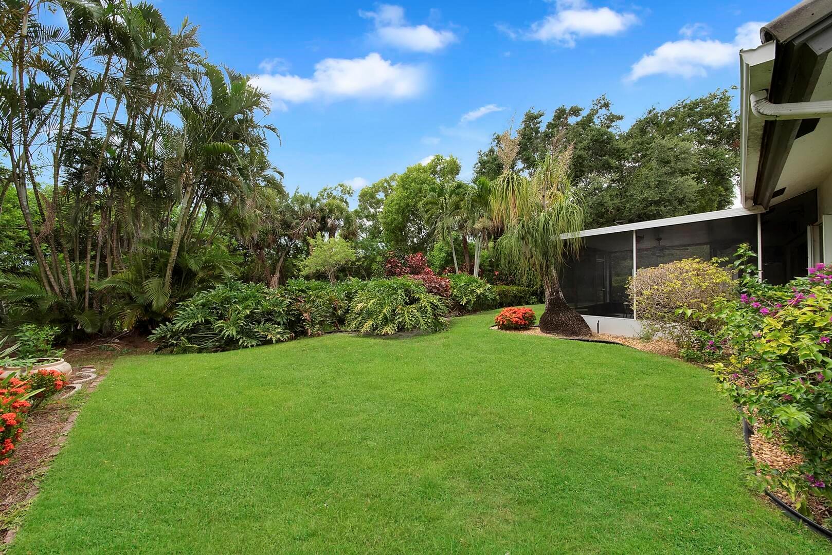 8291 Lake Cypress Road