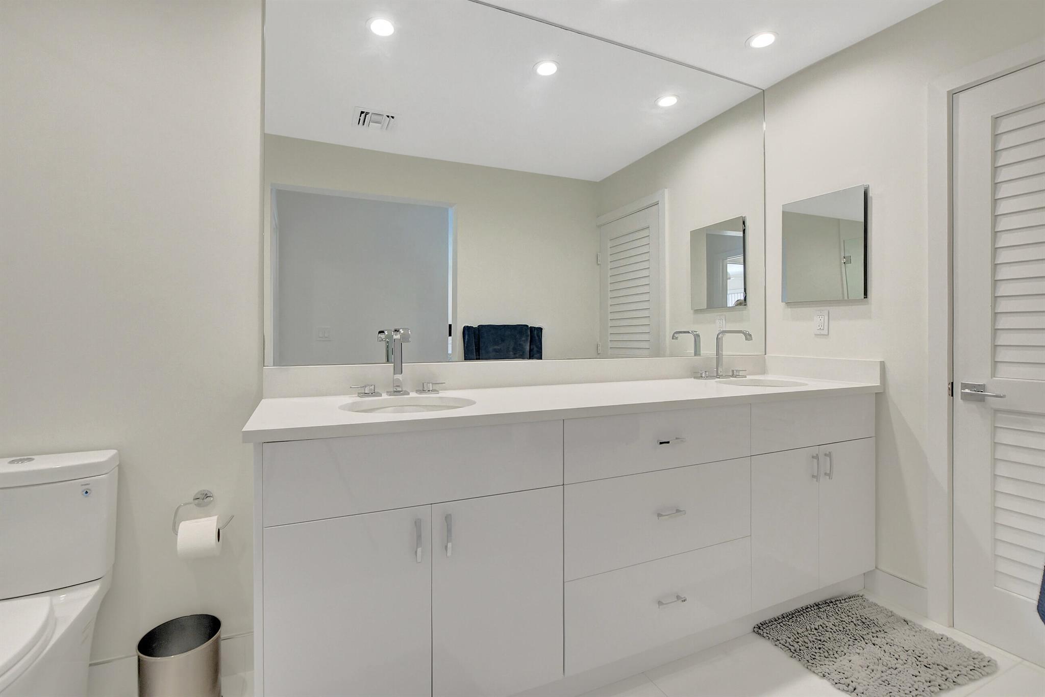 BRIDGEWOOD TOWNHOUSE CONDO - Residential