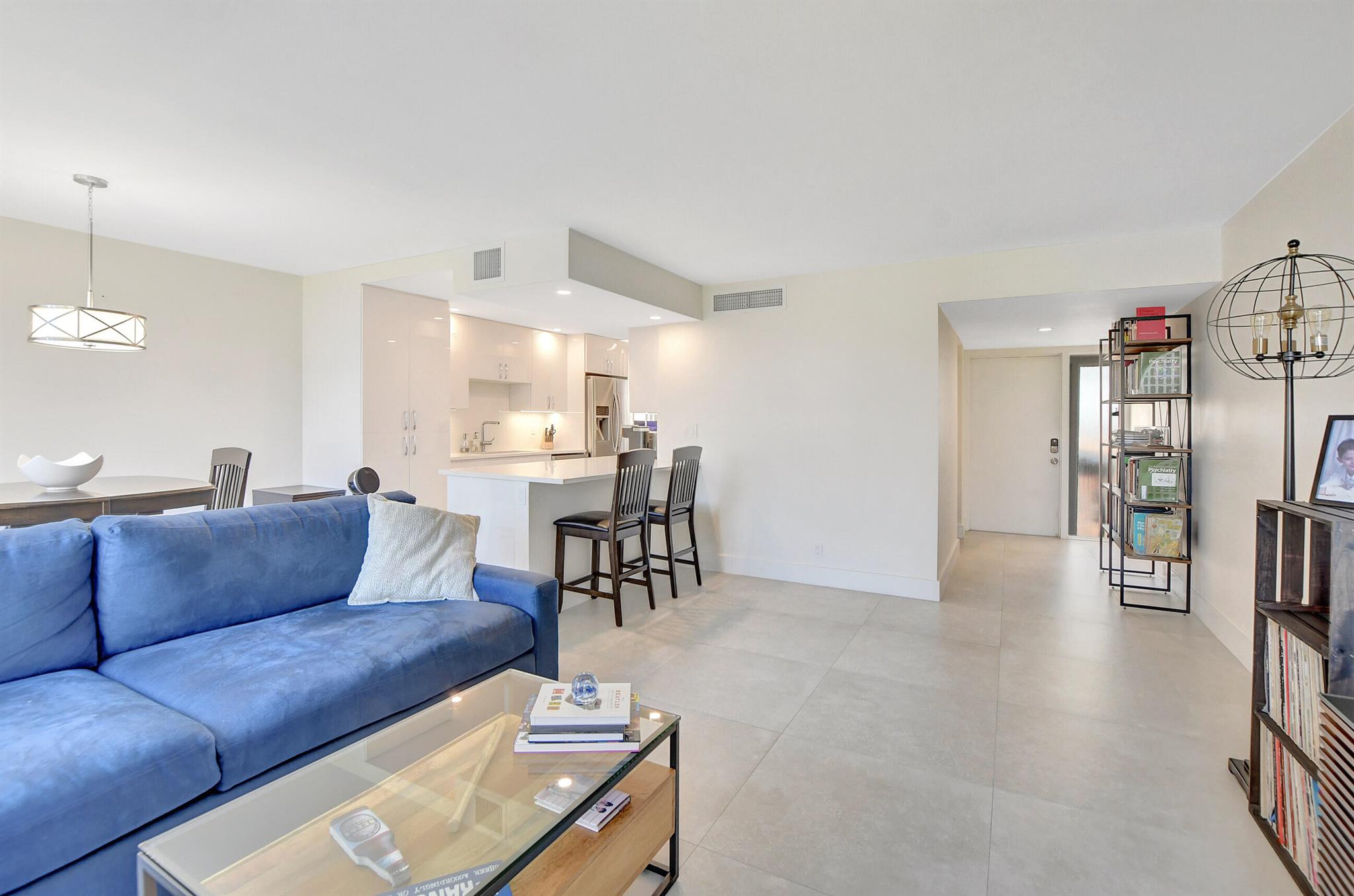 BRIDGEWOOD TOWNHOUSE CONDO - Residential