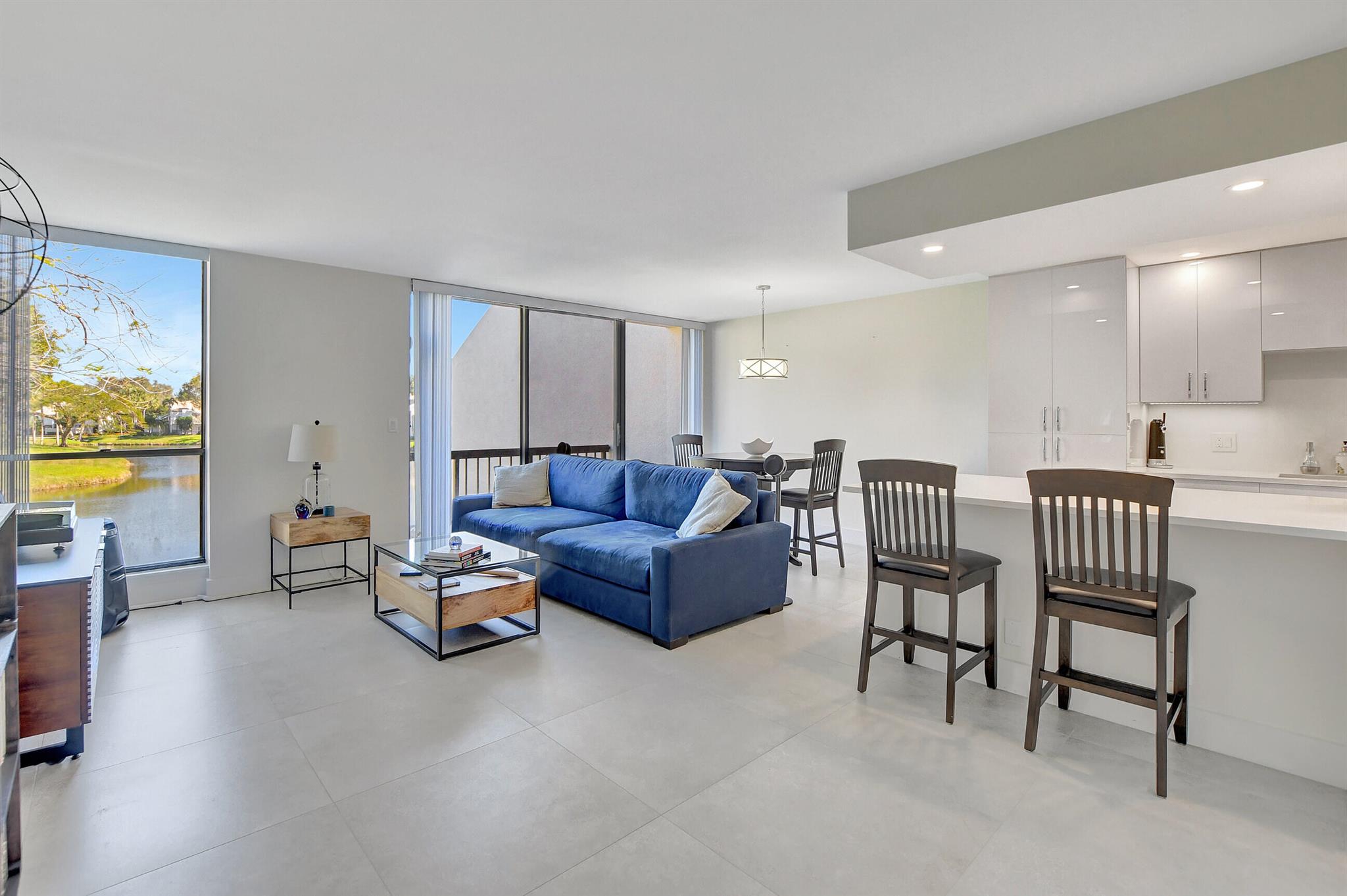 BRIDGEWOOD TOWNHOUSE CONDO - Residential