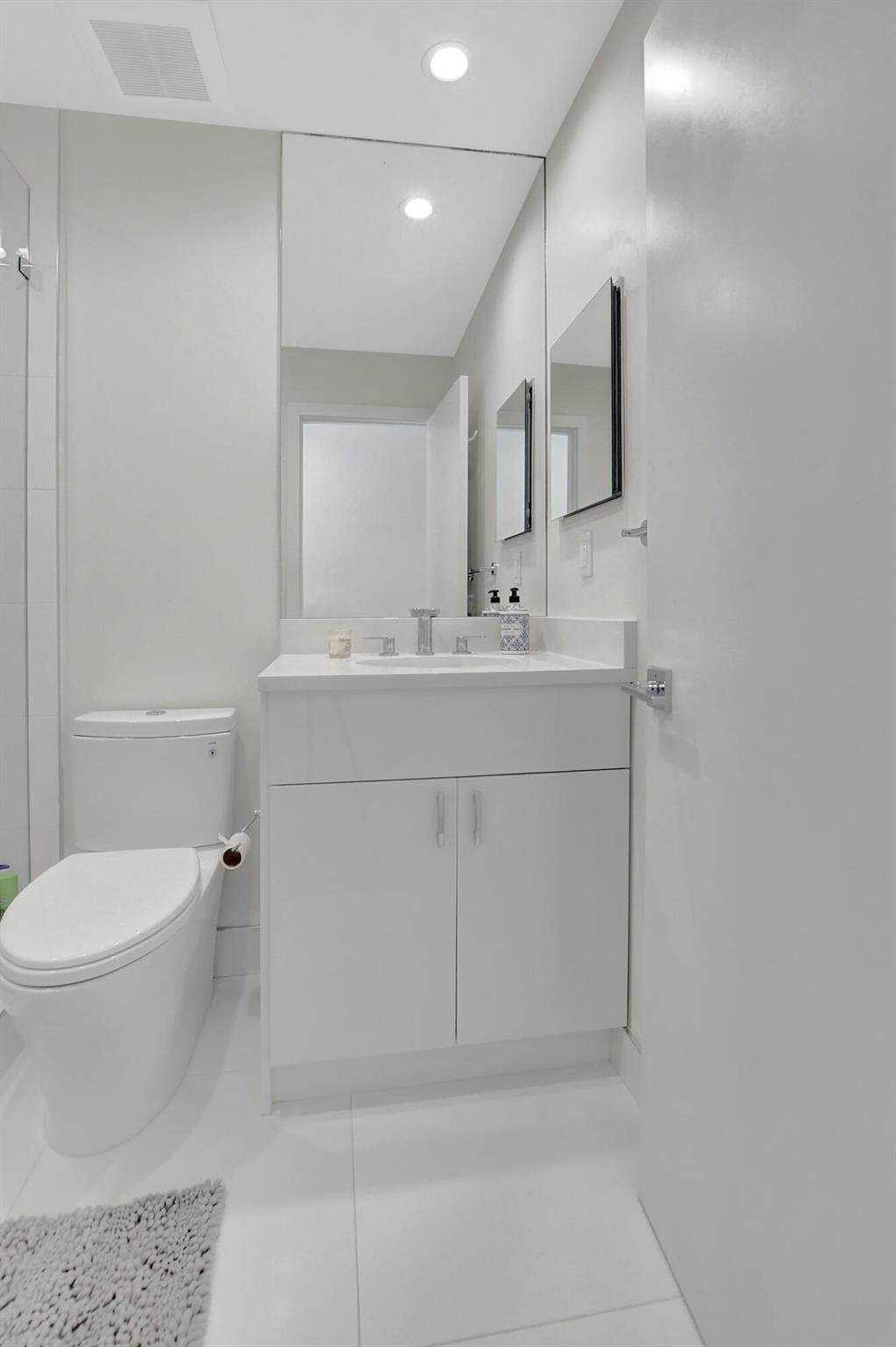 BRIDGEWOOD TOWNHOUSE CONDO - Residential