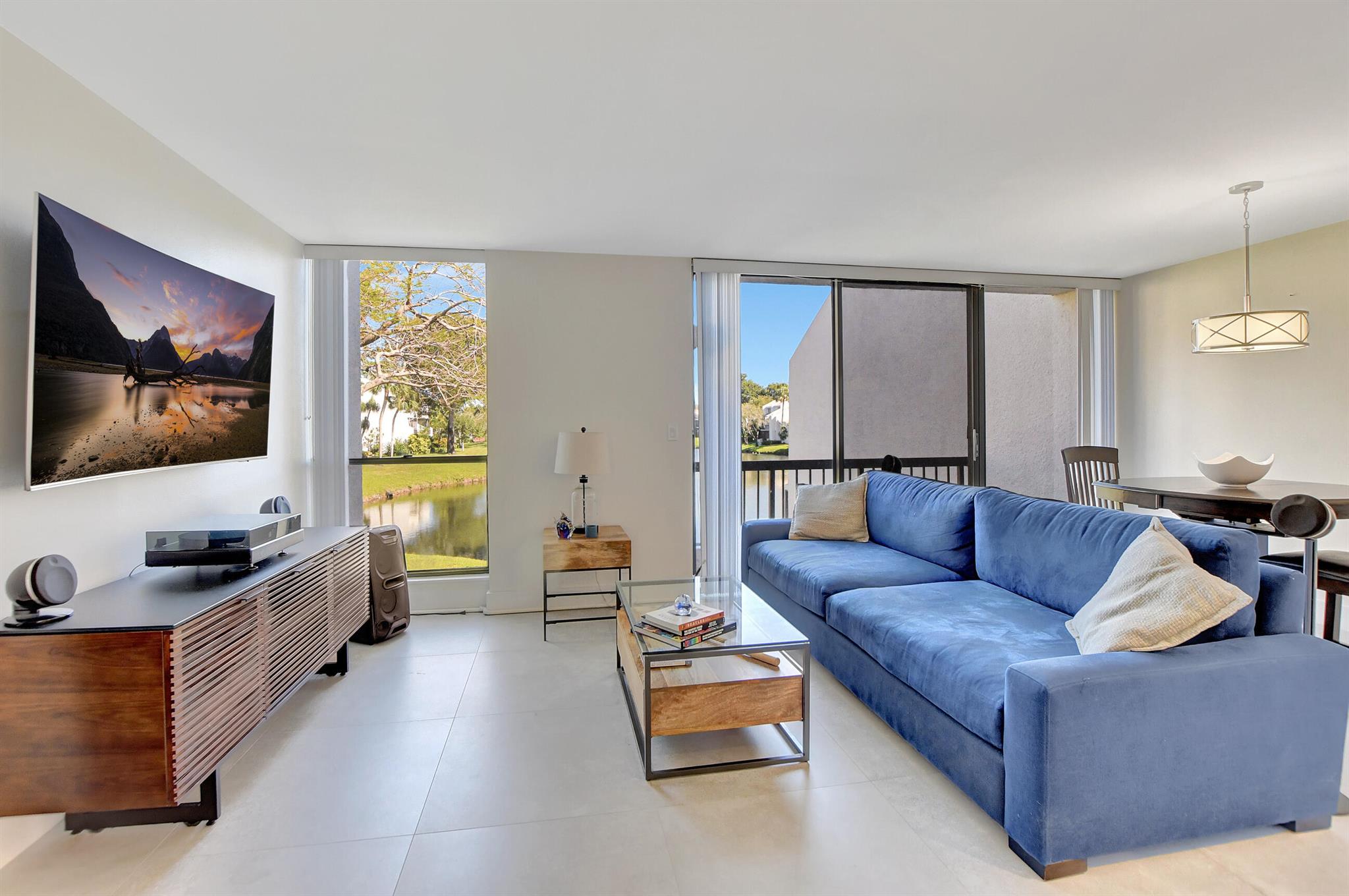 BRIDGEWOOD TOWNHOUSE CONDO - Residential