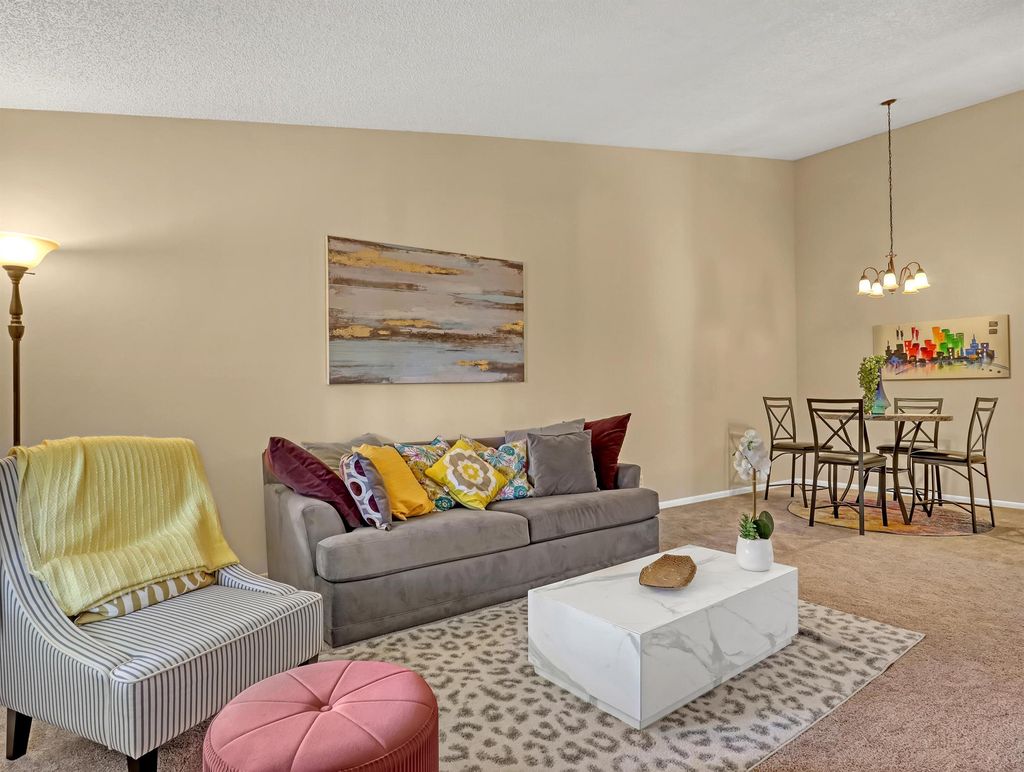 Photo of 6552 Chasewood Drive #H, Jupiter, FL 33458 (MLS # R11142105)