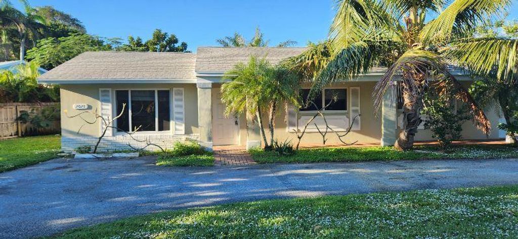 Photo of 2021 Joy Rene Lane, North Palm Beach, FL 33408 (MLS # R11047588)