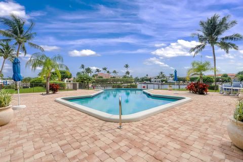 A home in Deerfield Beach