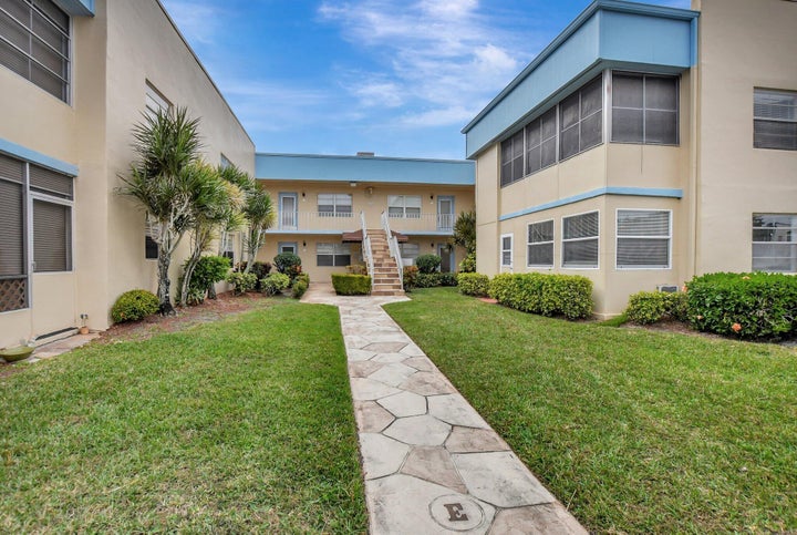 Photo 1 of 61 — 204 Burgundy E, Delray Beach, FL 33484