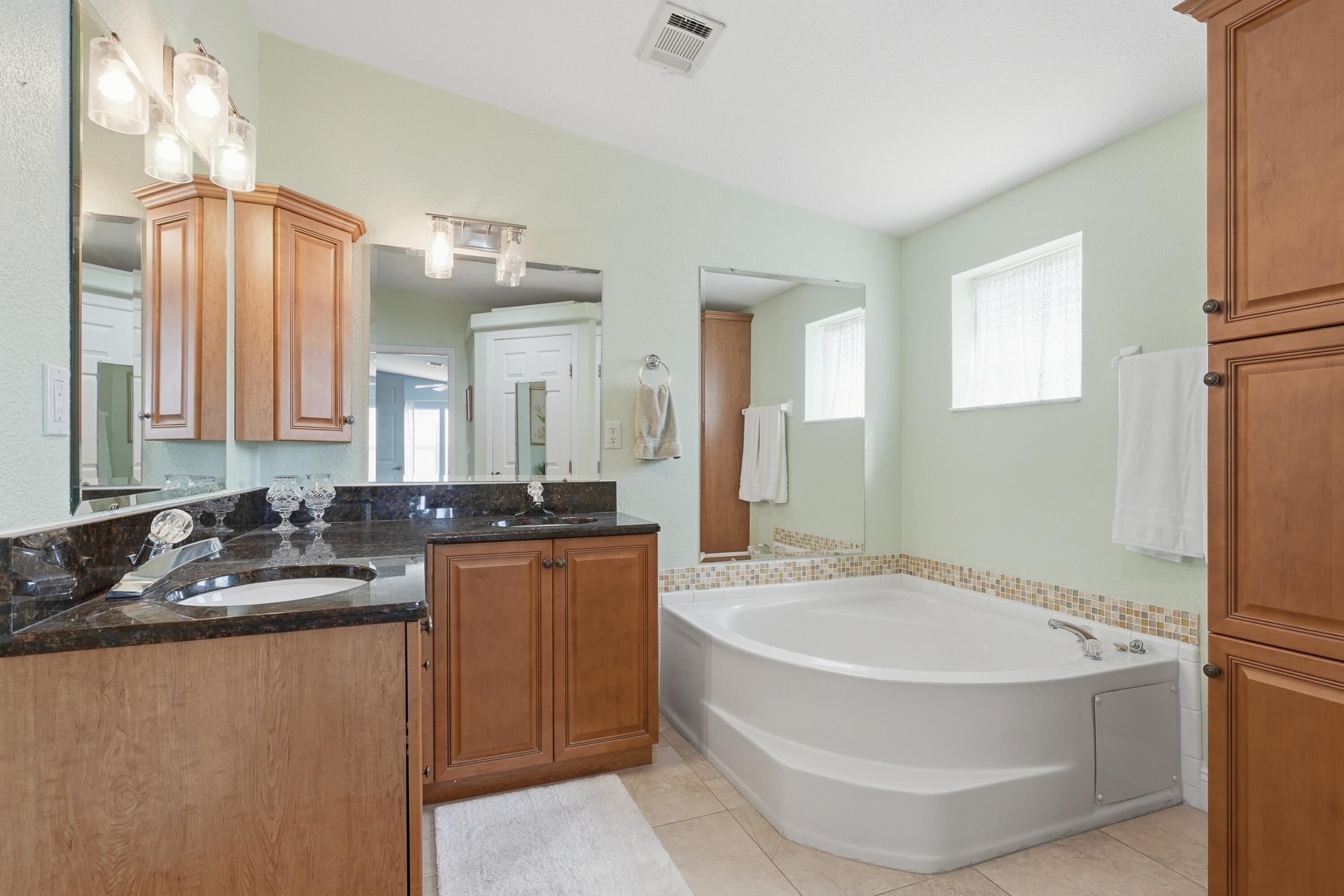 THE LINKS AT SAVANNA CLUB - Residential