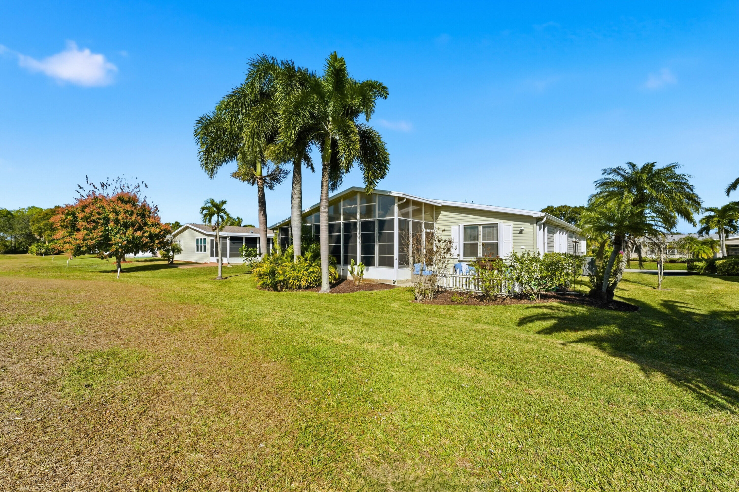 THE LINKS AT SAVANNA CLUB - Residential