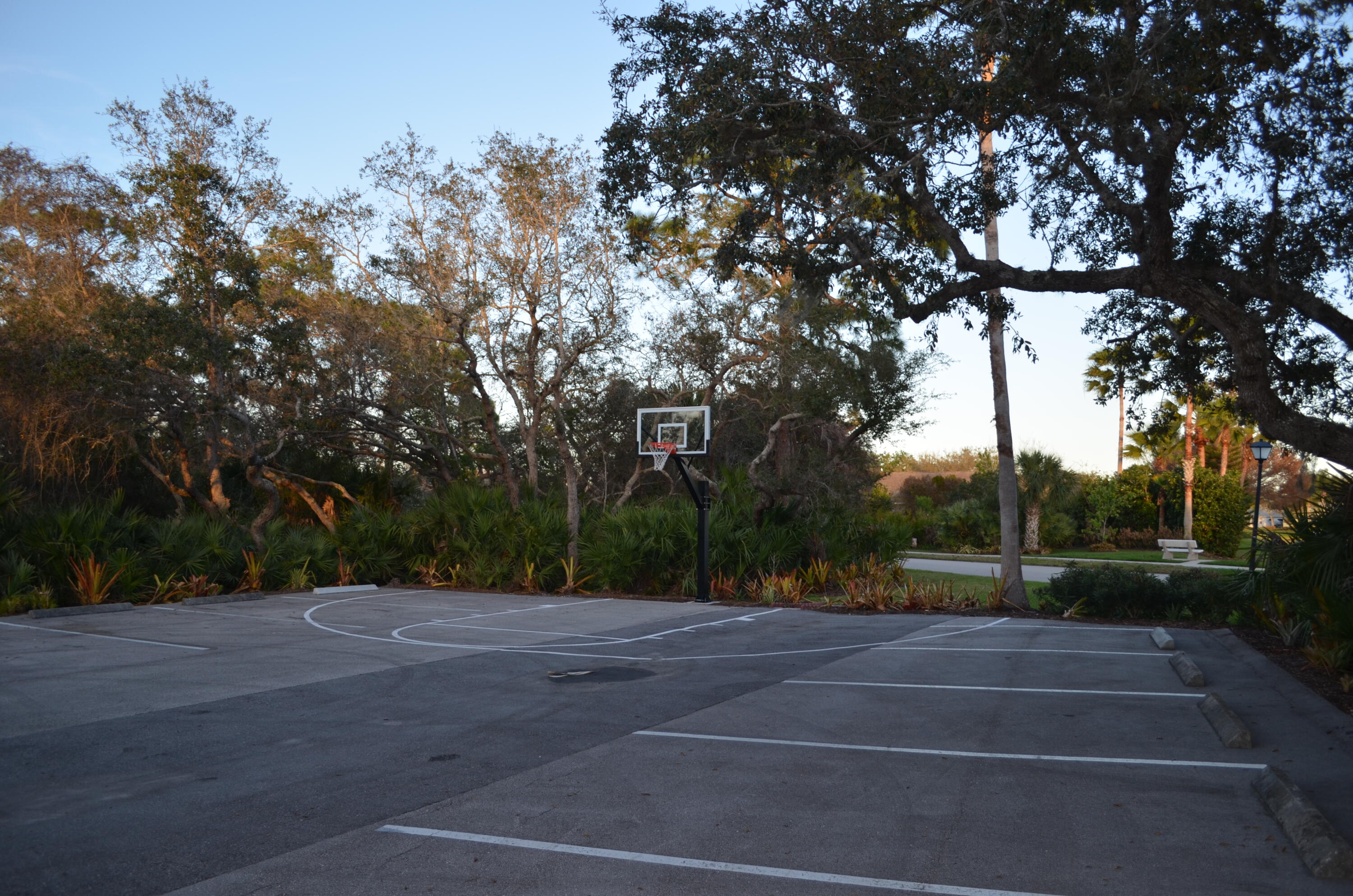 COLLIER CLUB - Residential