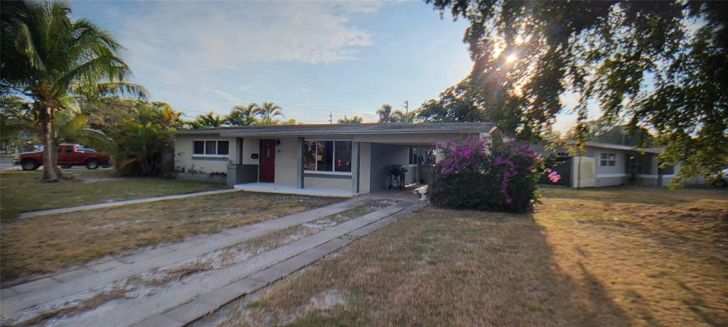 Photo of 29 NE 16th Avenue, Pompano Beach, FL 33060 (MLS # B26078627)