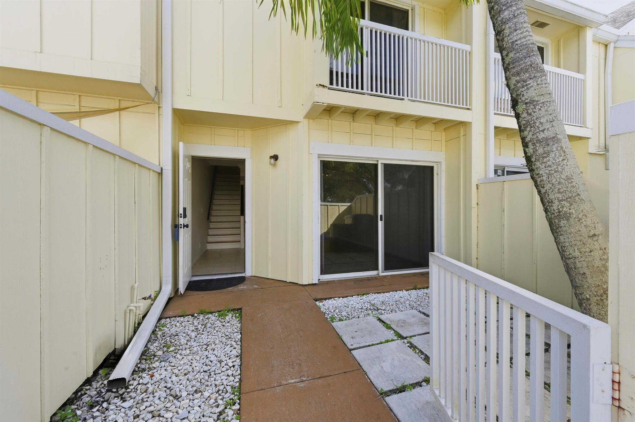 RIVERWALK 1 - Residential