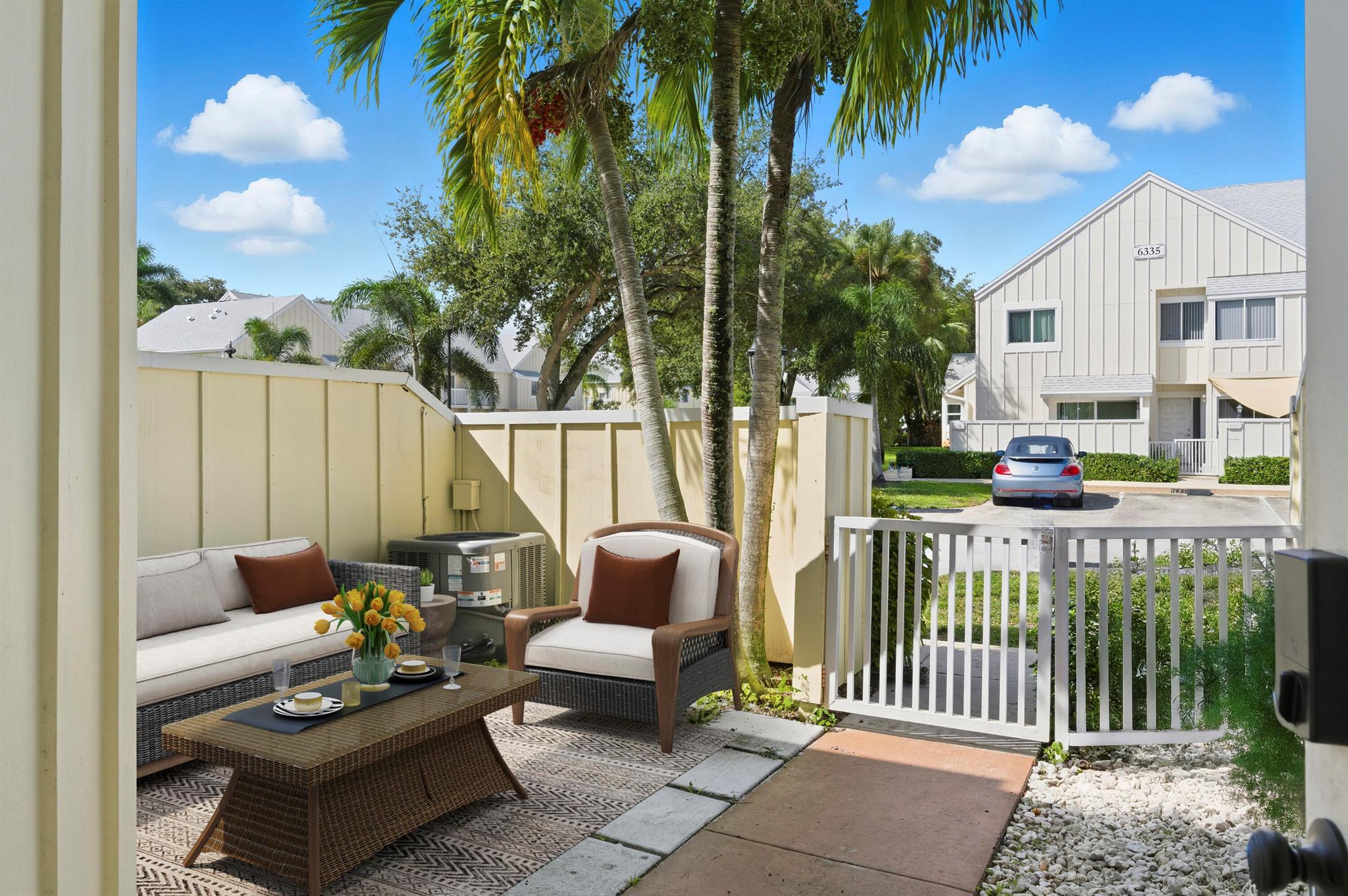RIVERWALK 1 - Residential