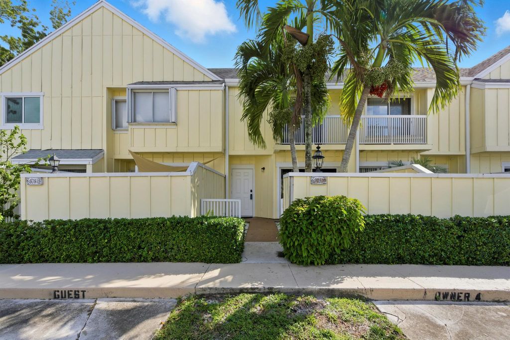 Photo of 6375 Riverwalk Lane #4, Jupiter, FL 33458 (MLS # R11133825)
