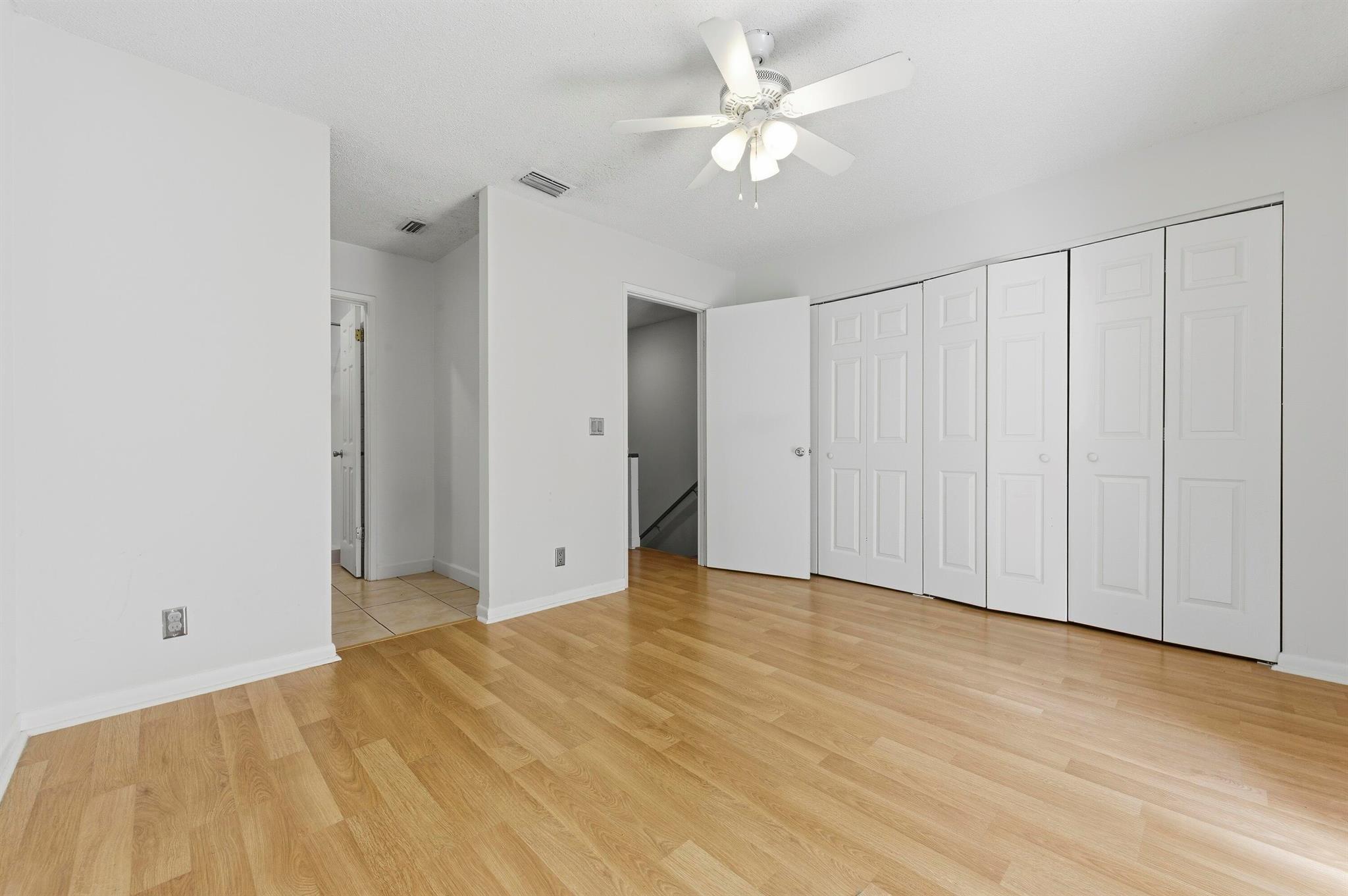RIVERWALK 1 - Residential