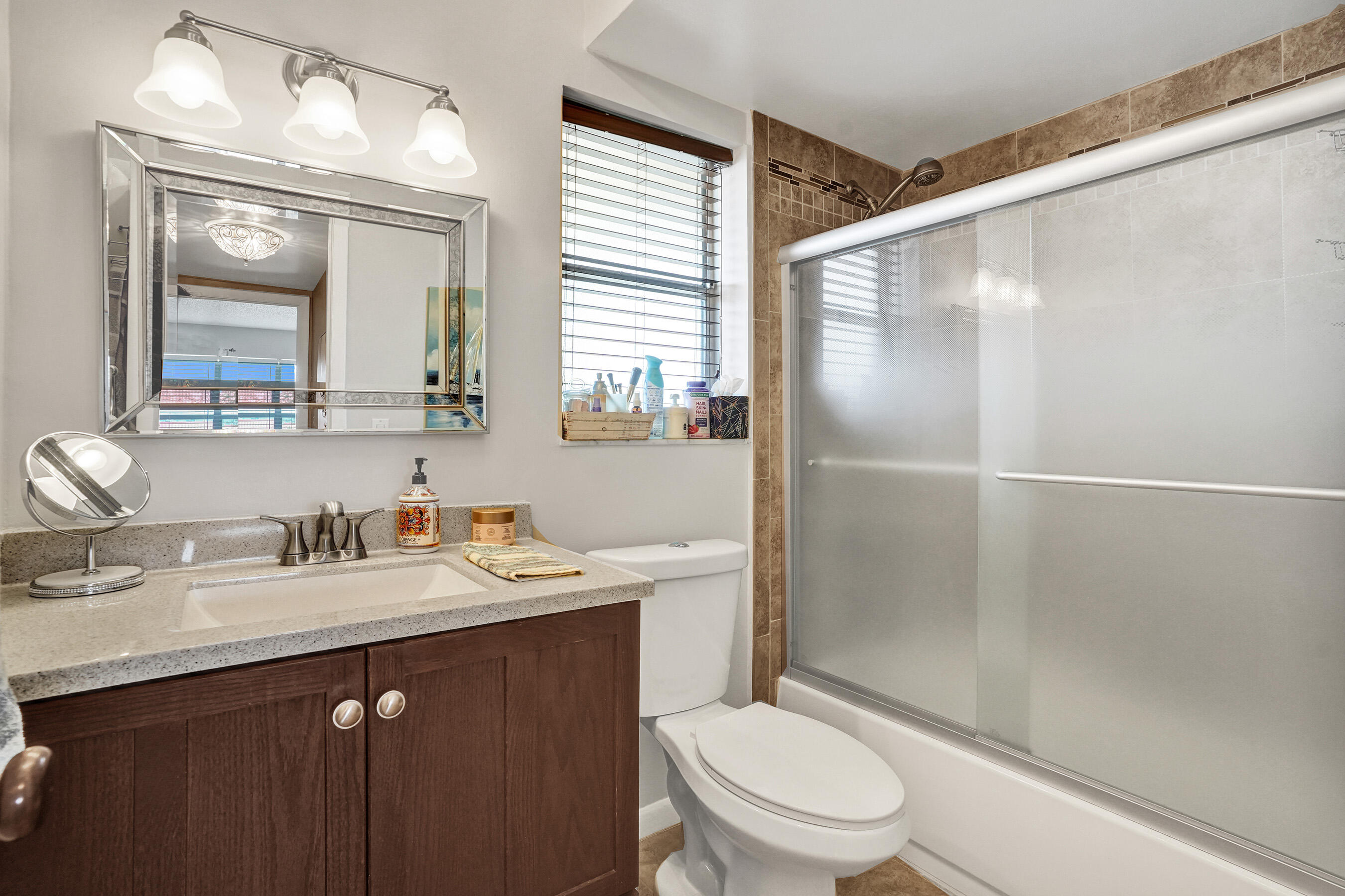 SUNRISE LAKES 16 CONDO - Residential