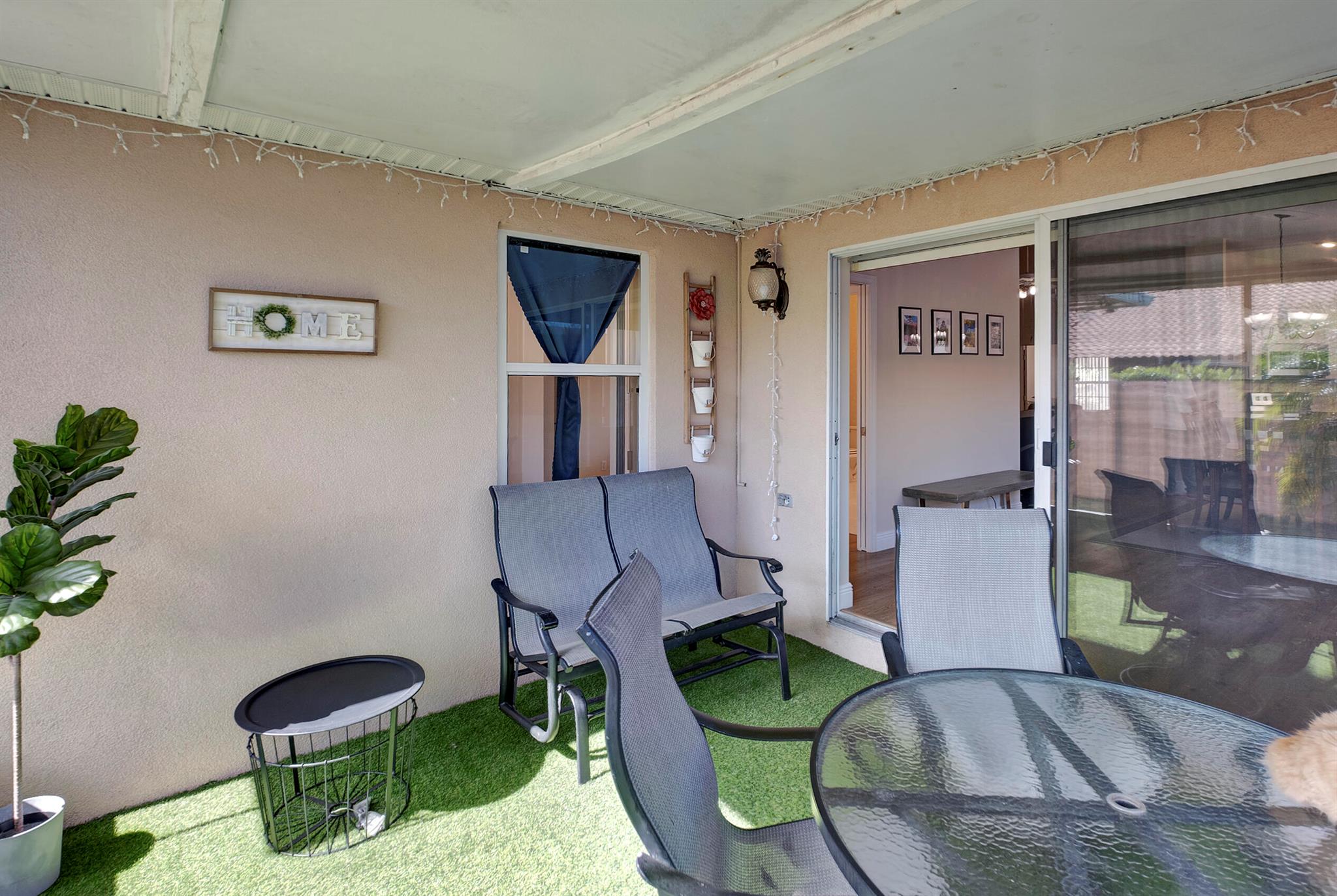 TROPICAL LAKES PH 2 - Residential Lease