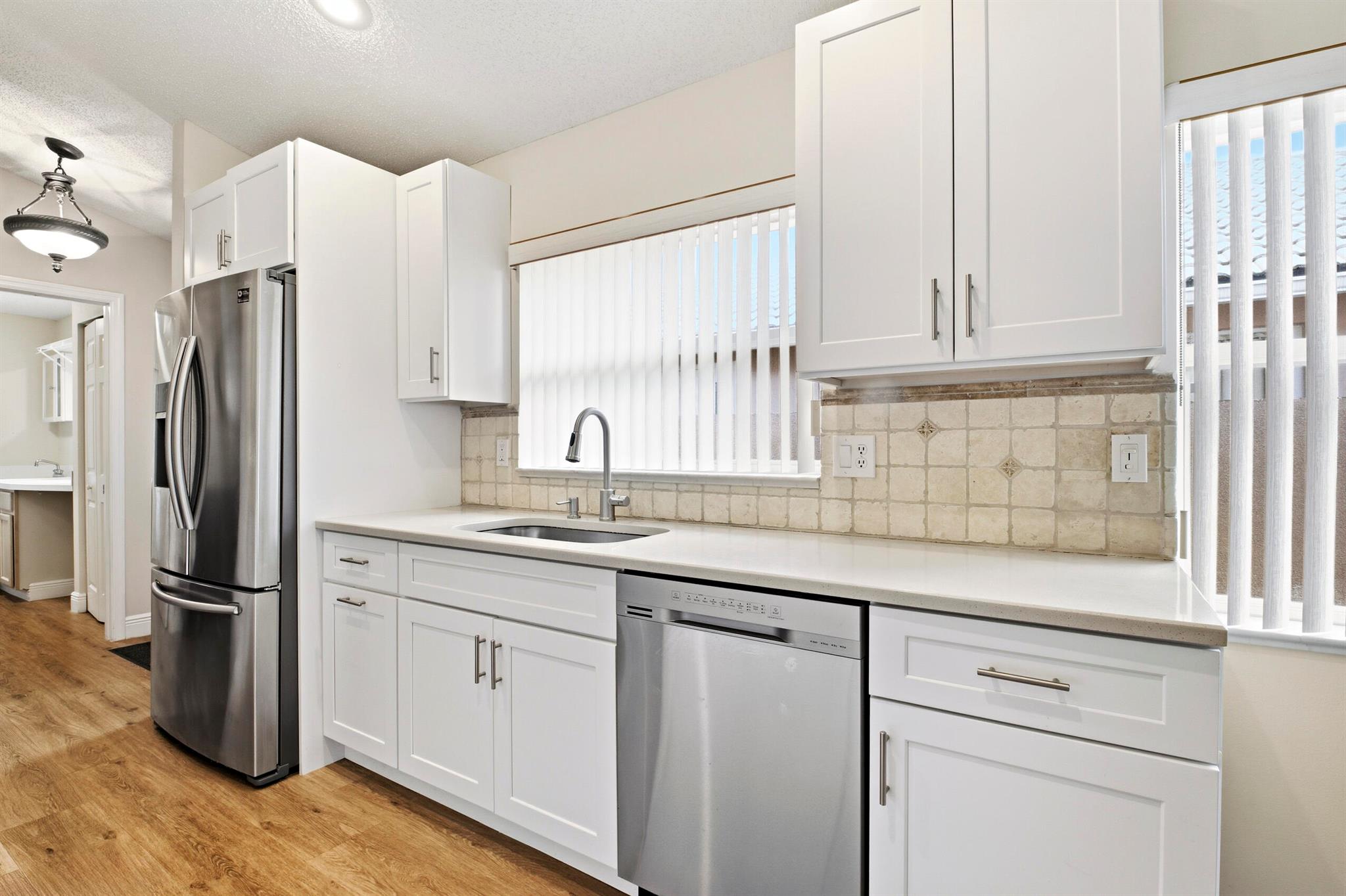 TROPICAL LAKES PH 2 - Residential Lease