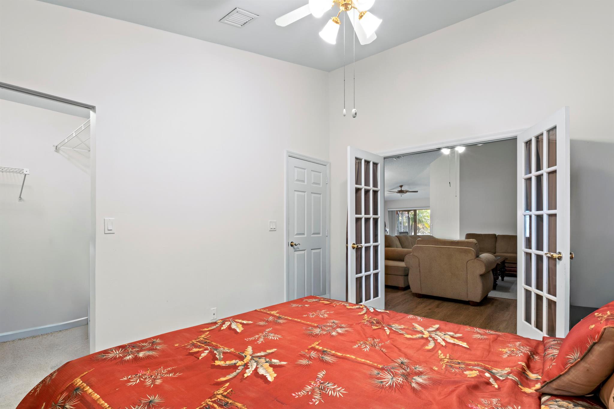 TROPICAL LAKES PH 2 - Residential Lease