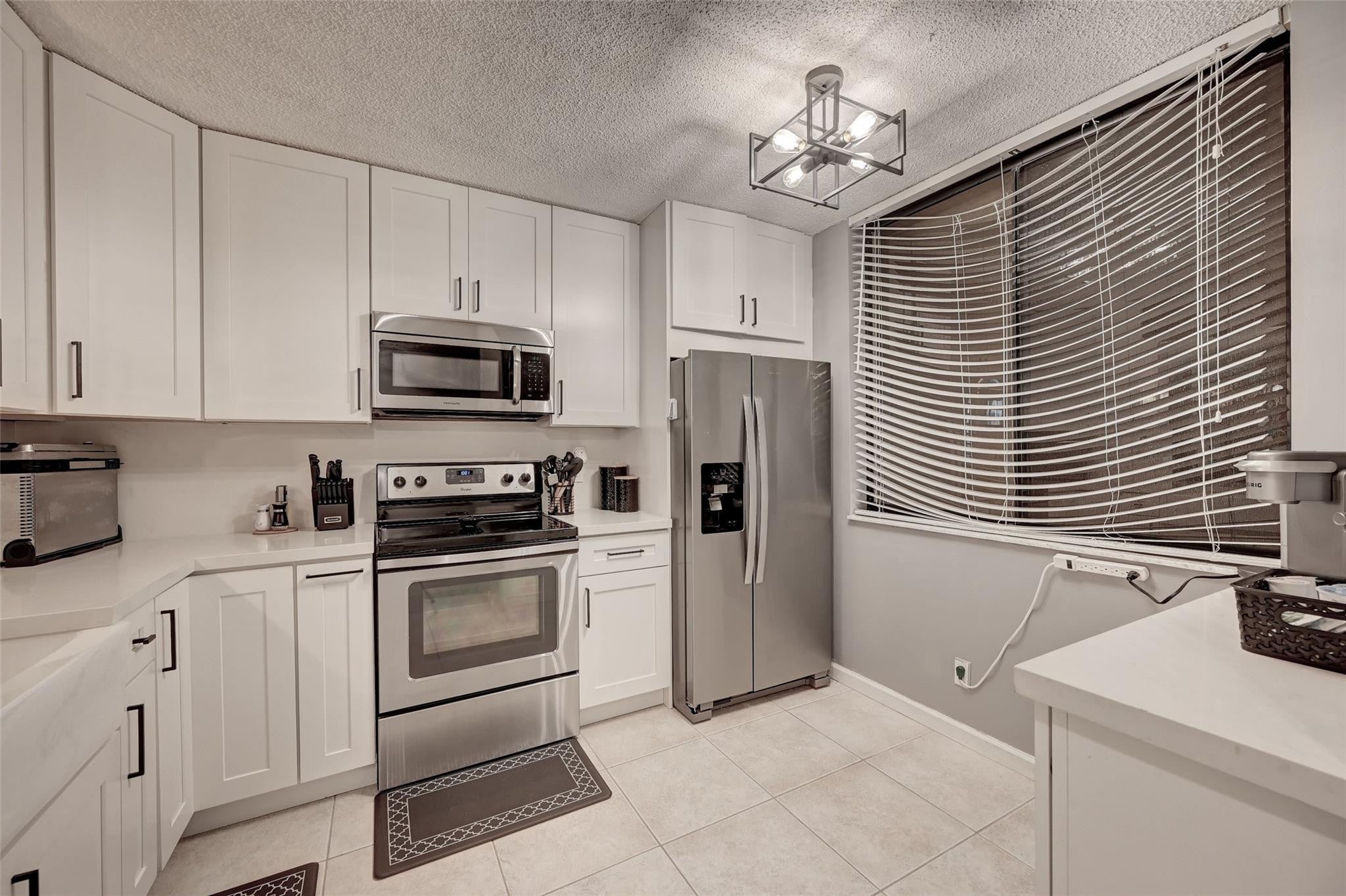 8592 W Sunrise Boulevard Unit 206