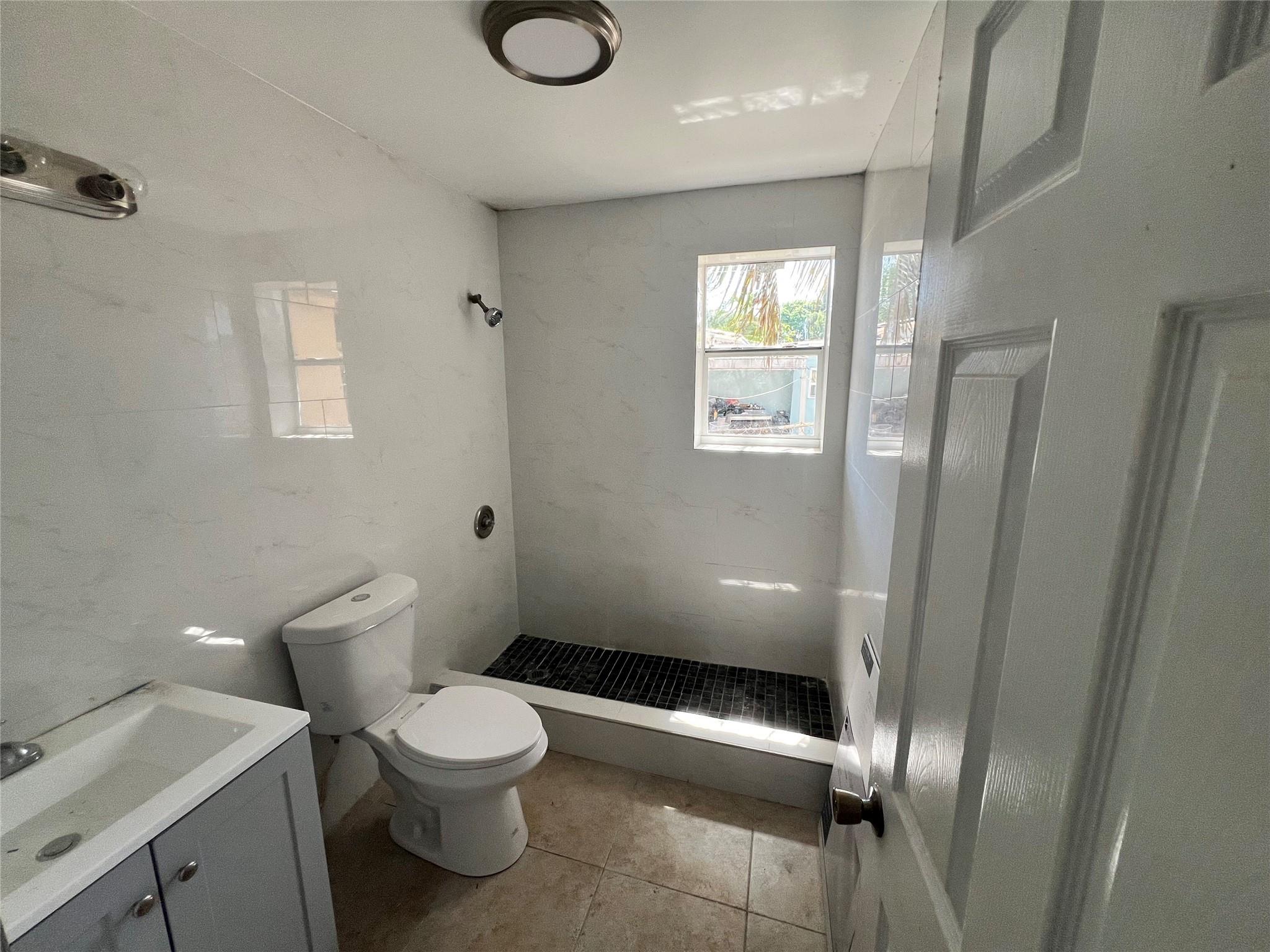 1236 Peak Road 2