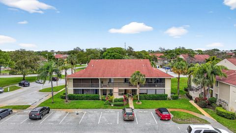 Photo of 6536 Chasewood Drive #A, Jupiter, FL 33458 (MLS # B26002098)