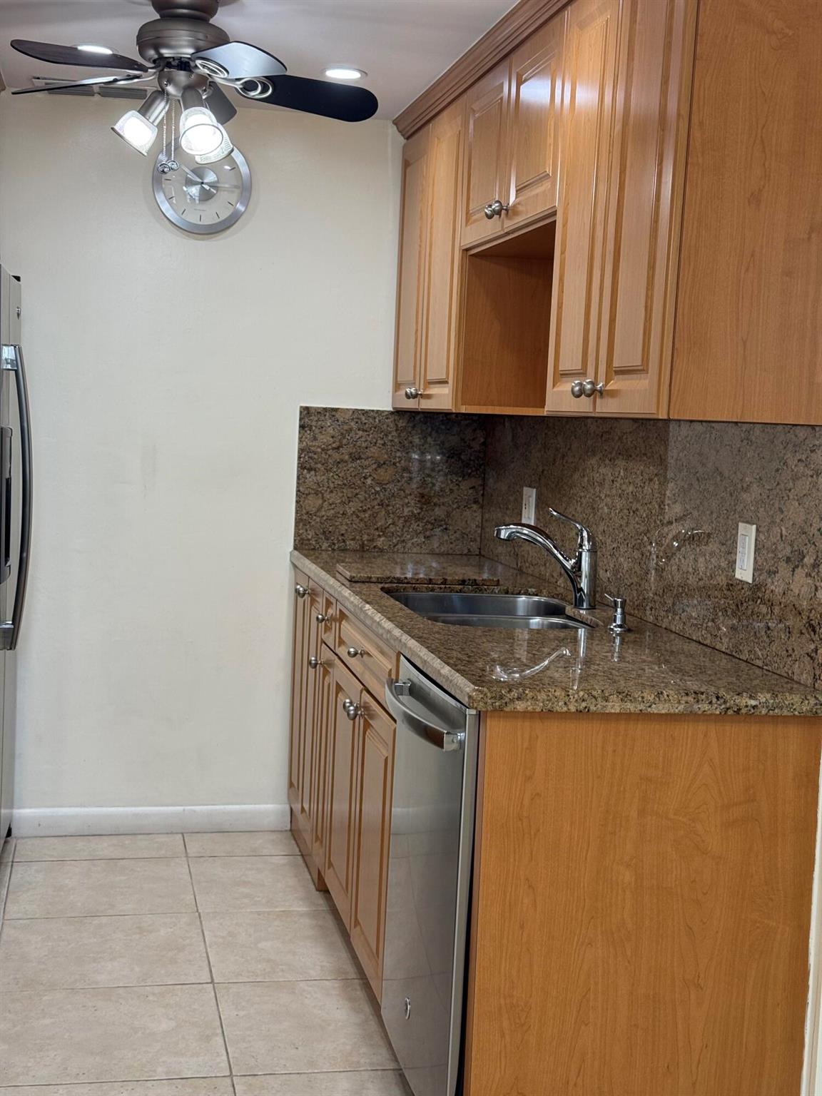 2071 Exeter D
