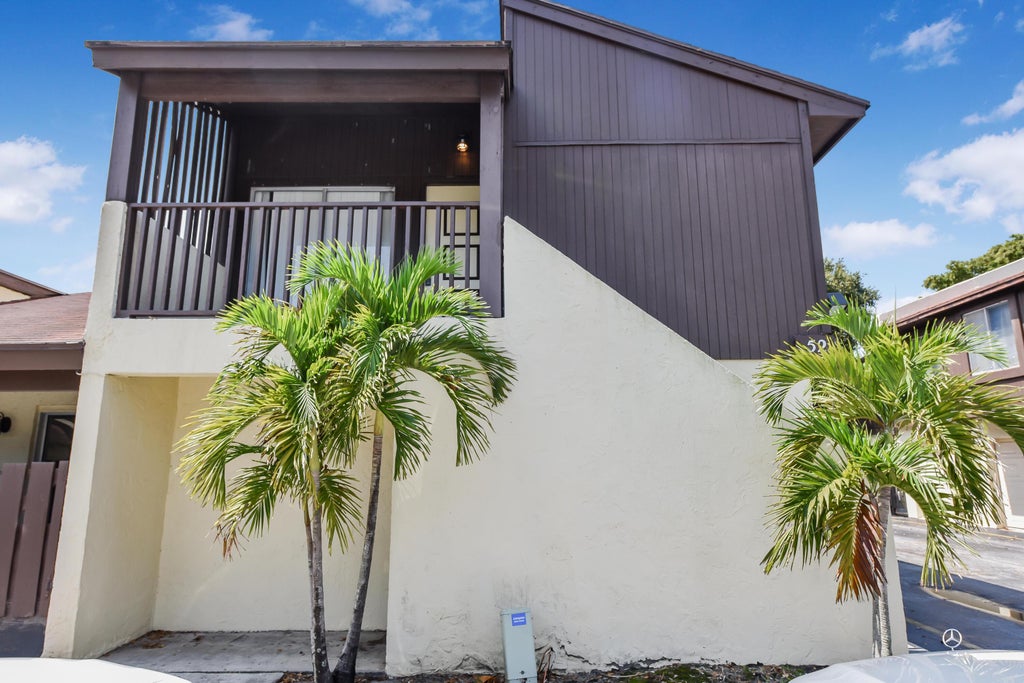 Photo of 5284 Bosque Lane #52, West Palm Beach, FL 33415 (MLS # B26072540)