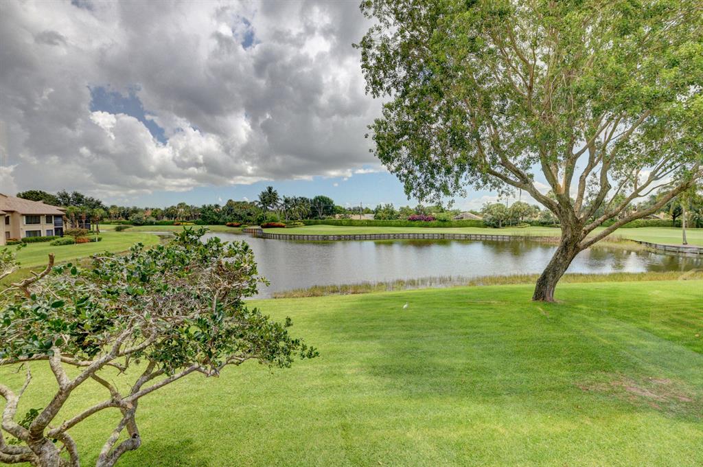 GLENEAGLES CONDO V - Residential