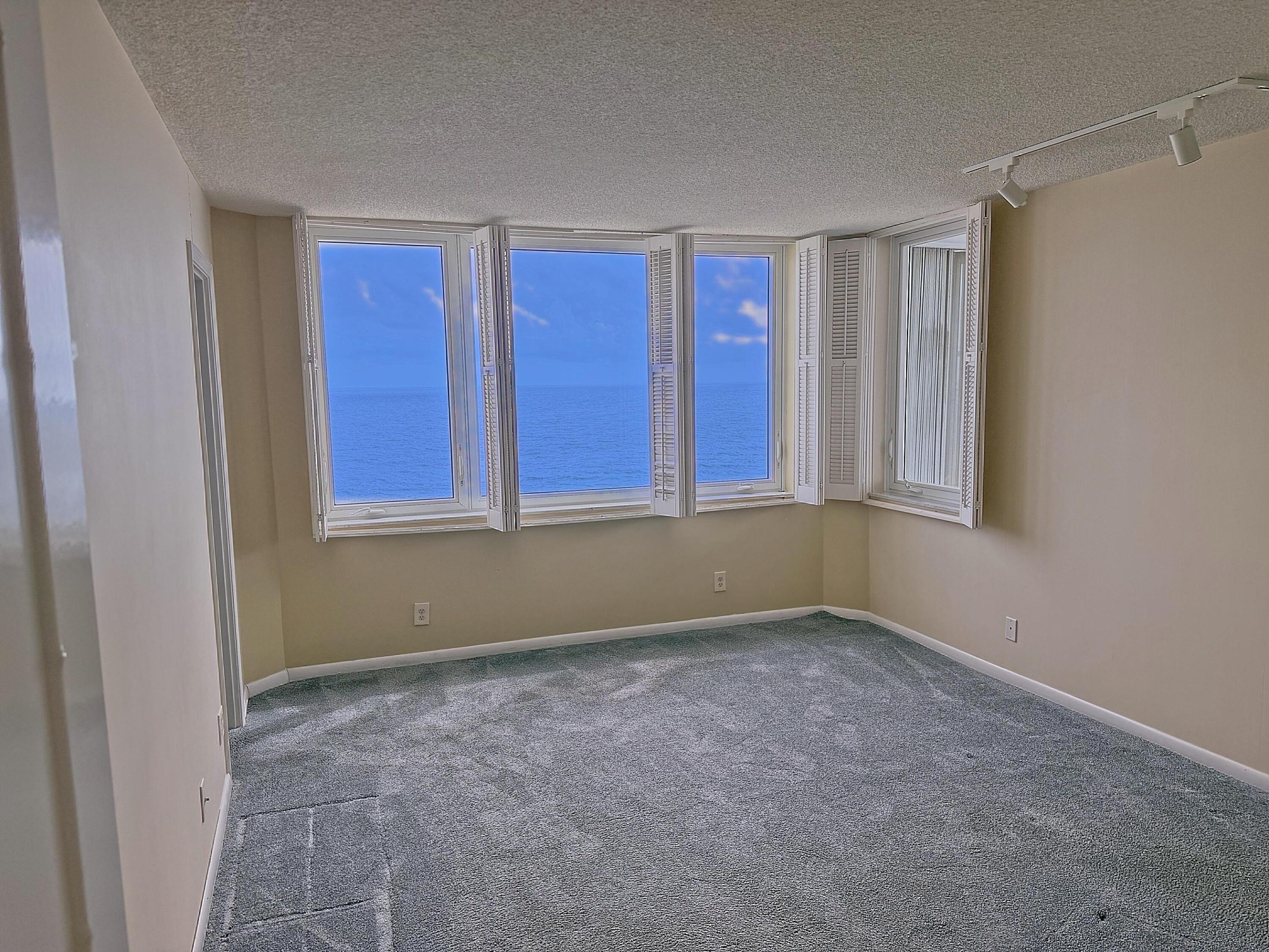 550 S Ocean Boulevard 1202