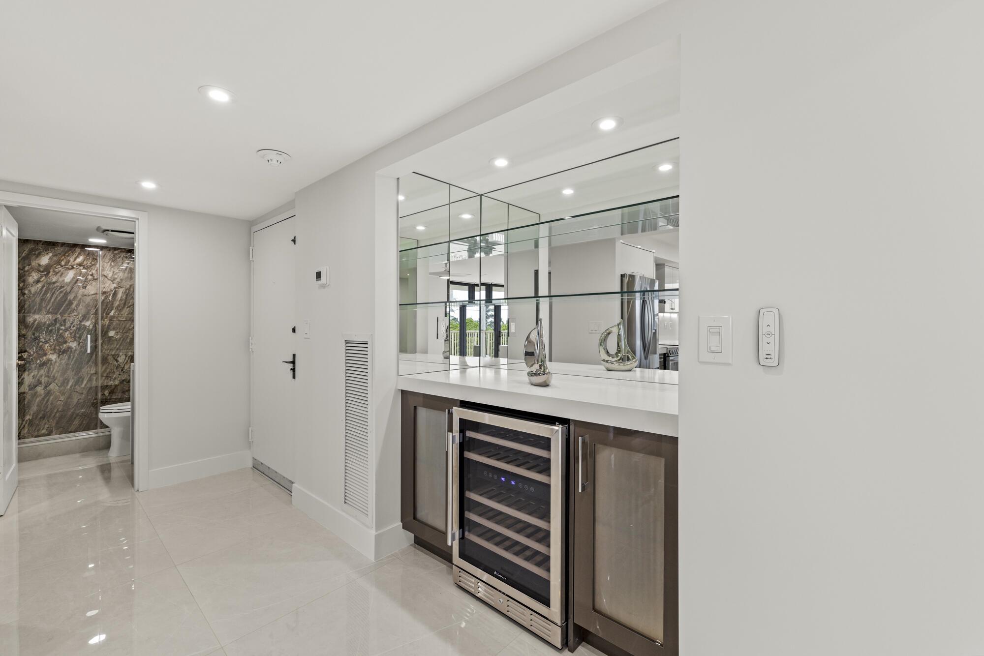 5480 N Ocean Drive B1c