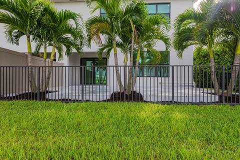 A home in Lake Worth