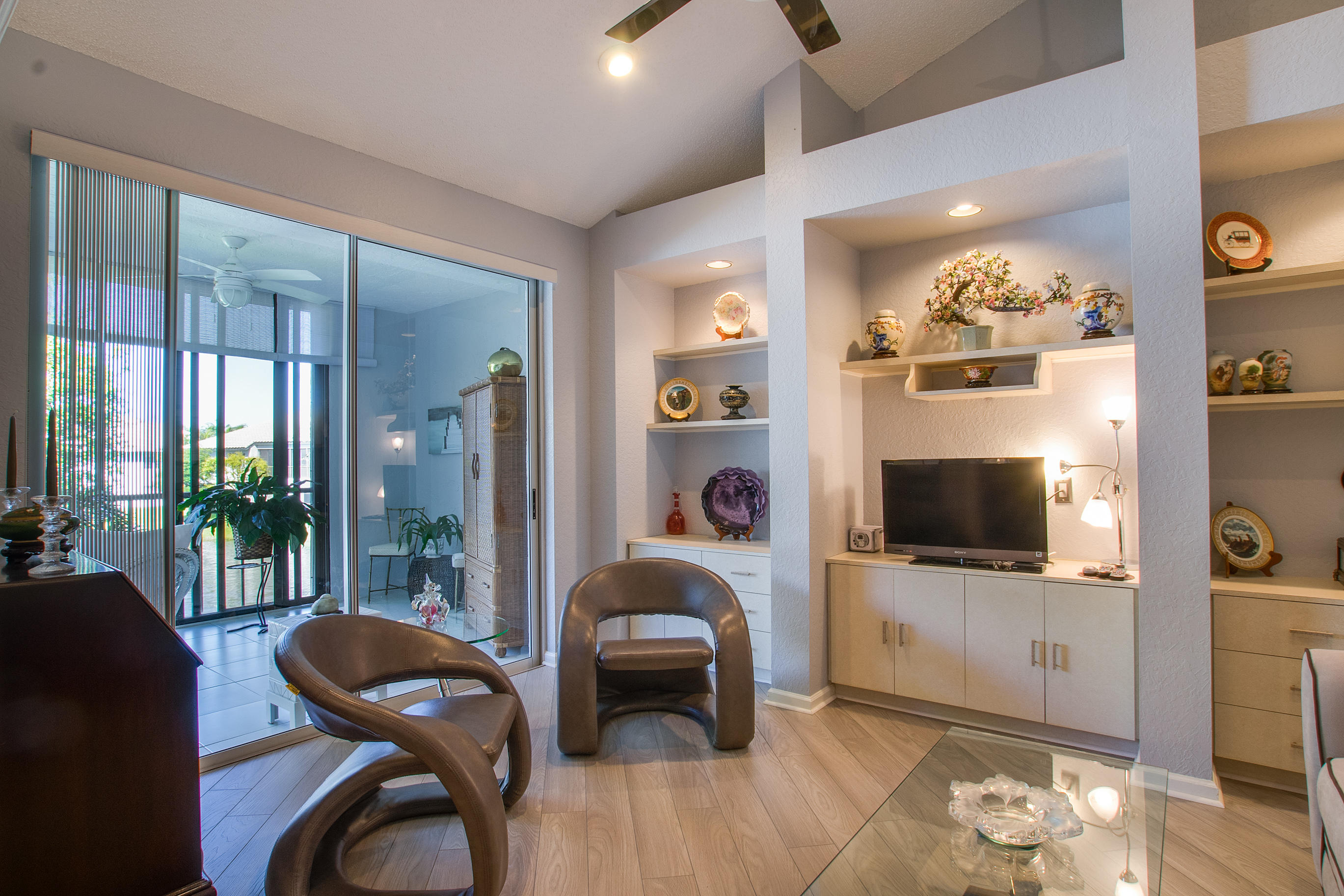 BRIARWOOD AT INDIAN SPRINGS CONDO - Residential